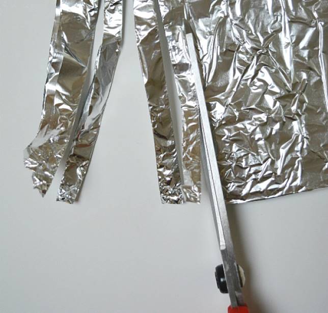 12 uses of household aluminum foil that you didn't know besides cooking